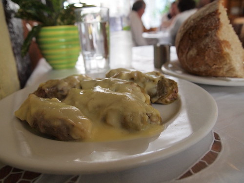 meat-stuffed cabbage